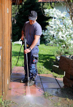 High-Pressure Cleaning